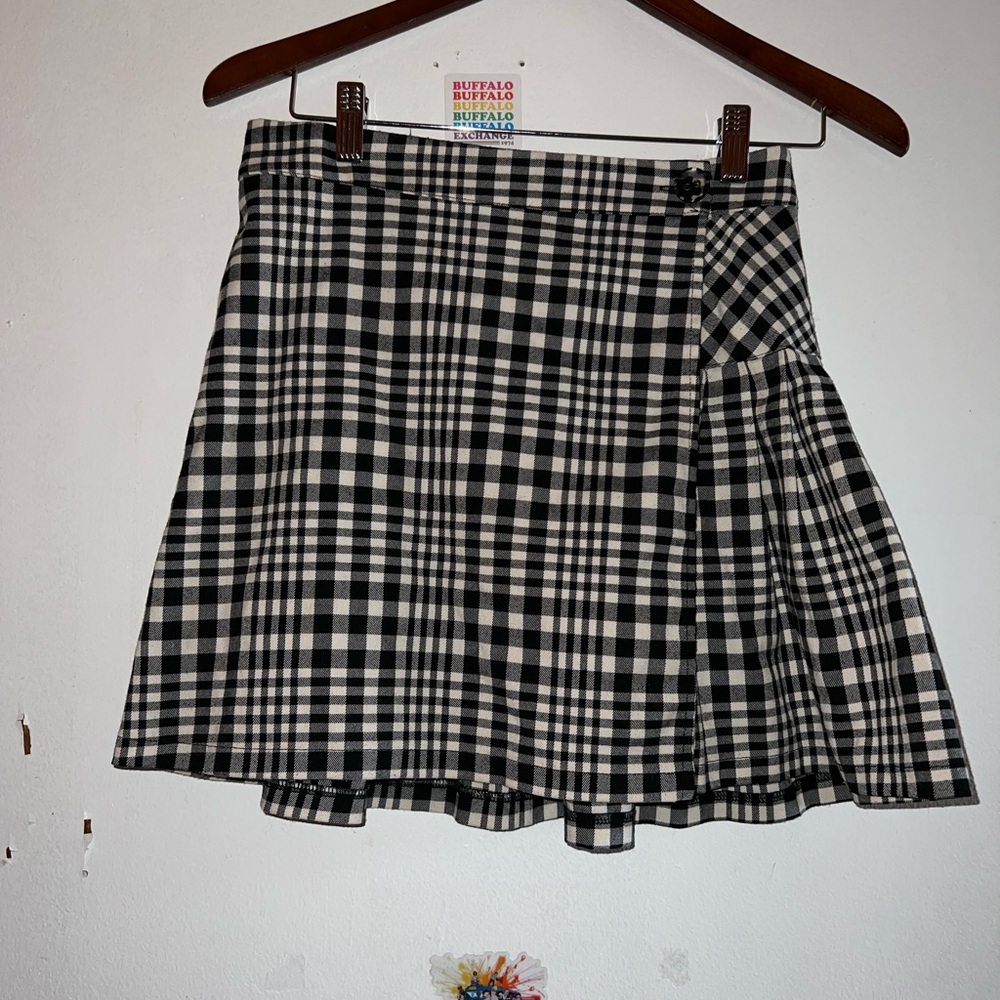 Checkered flag skirt